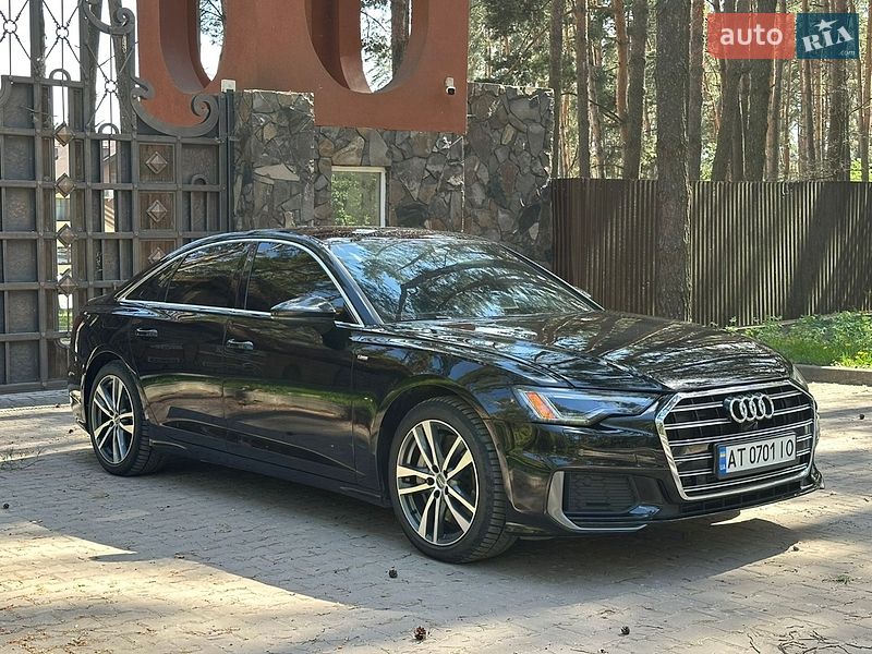 Седан Audi A6 2018 в Новояворовске