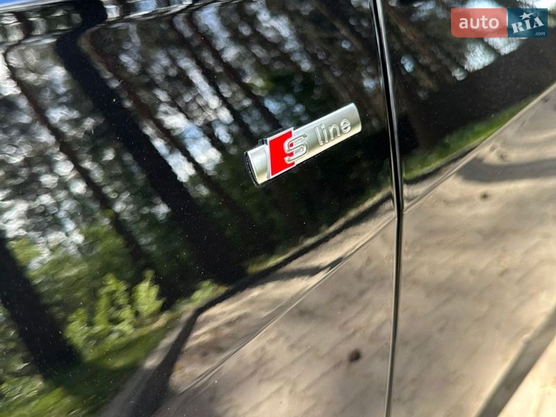 Седан Audi A6 2018 в Новояворовске