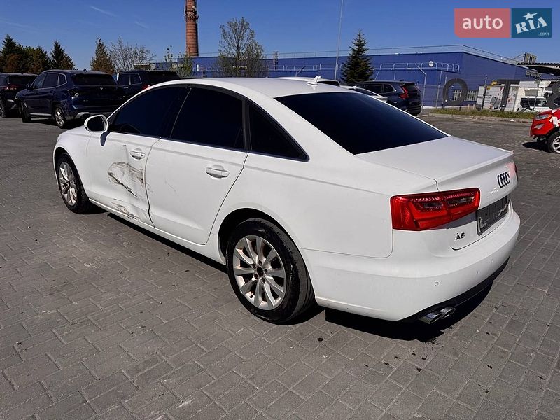 Седан Audi A6 2014 в Львове