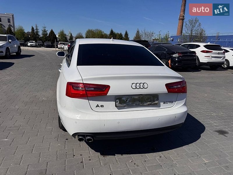 Седан Audi A6 2014 в Львове