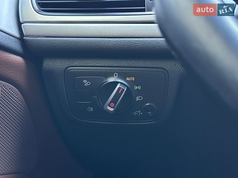 Седан Audi A6 2012 в Ровно