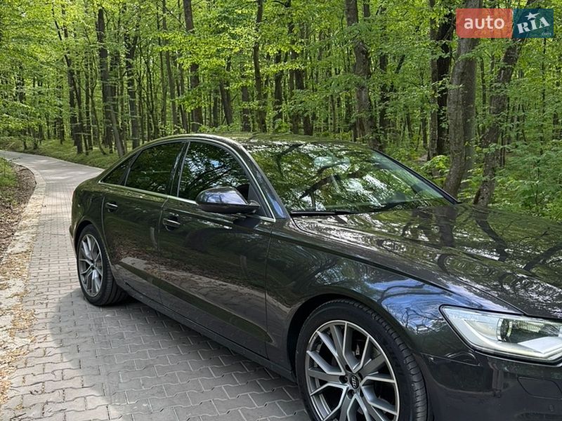 Седан Audi A6 2011 в Луцке