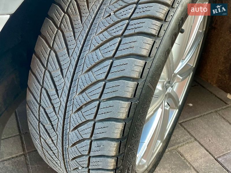 Седан Audi A6 2014 в Ровно