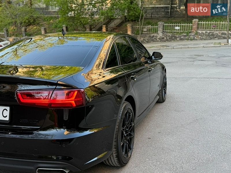 Седан Audi A6 2017 в Киеве