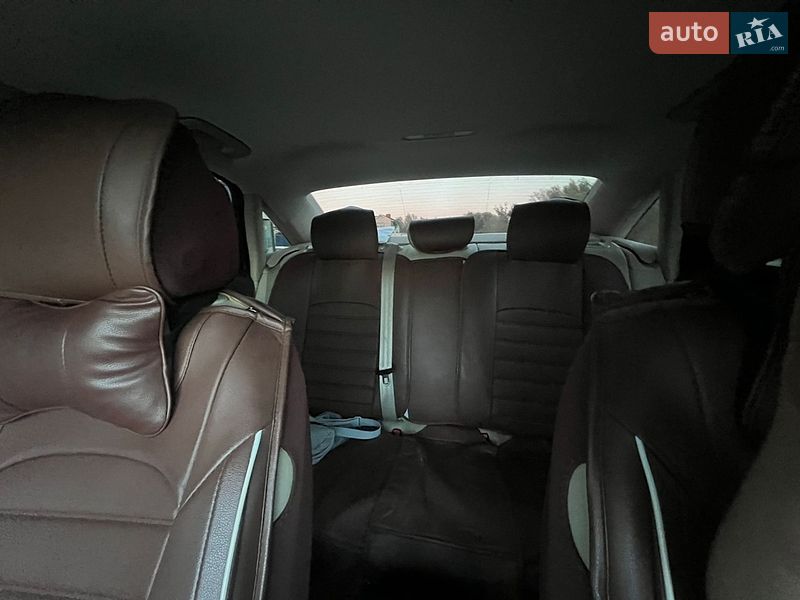 Седан Audi A6 2015 в Луцьку