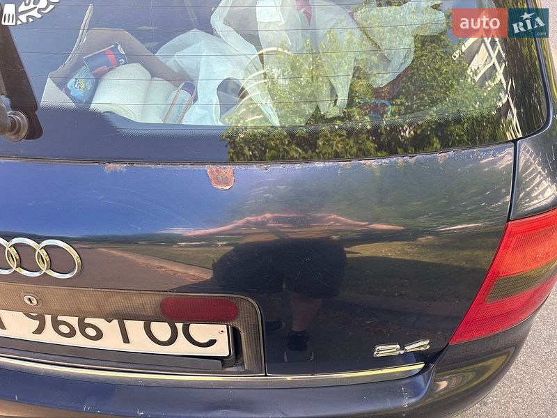 Универсал Audi A6 1998 в Киеве