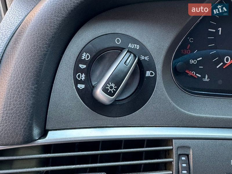 Седан Audi A6 2004 в Стрые