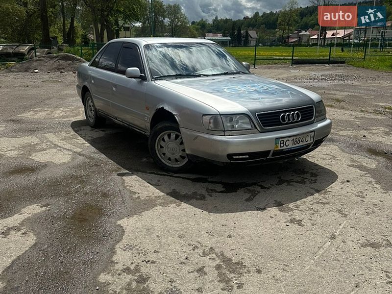 Седан Audi A6 1996 в Надвірній