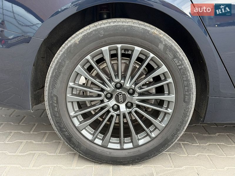 Седан Audi A6 2023 в Хмельницком