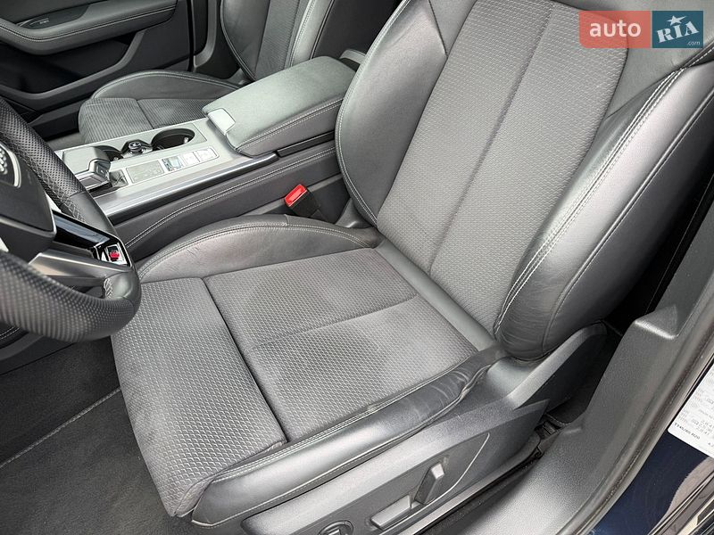 Седан Audi A6 2023 в Хмельницком