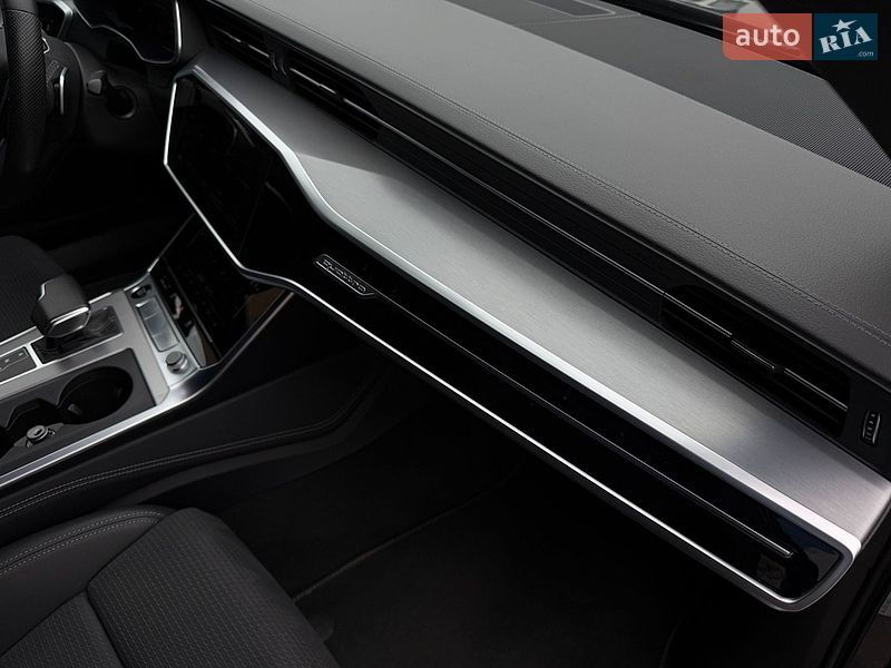 Седан Audi A6 2023 в Хмельницком