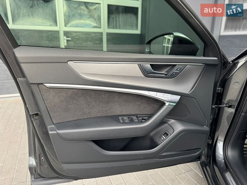 Седан Audi A6 2018 в Мукачево