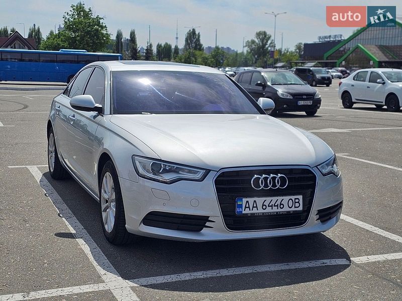 Седан Audi A6 2015 в Киеве