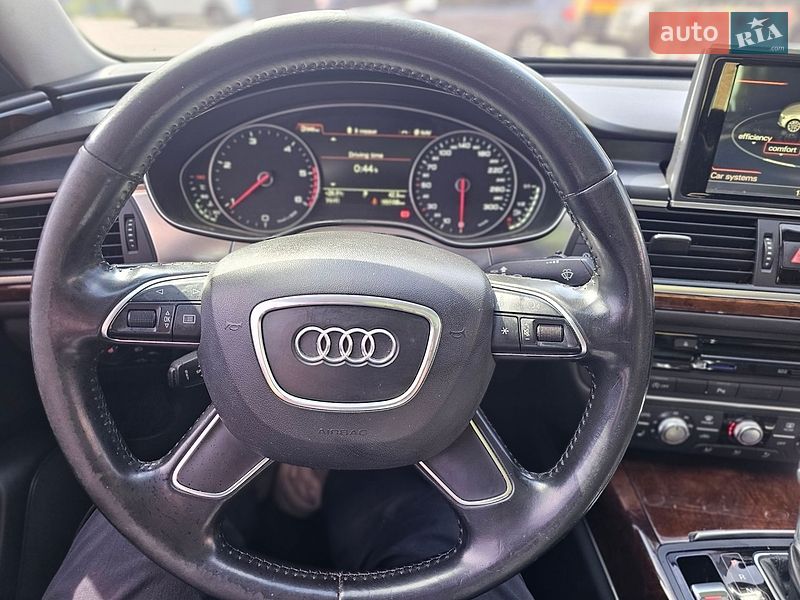 Седан Audi A6 2015 в Киеве