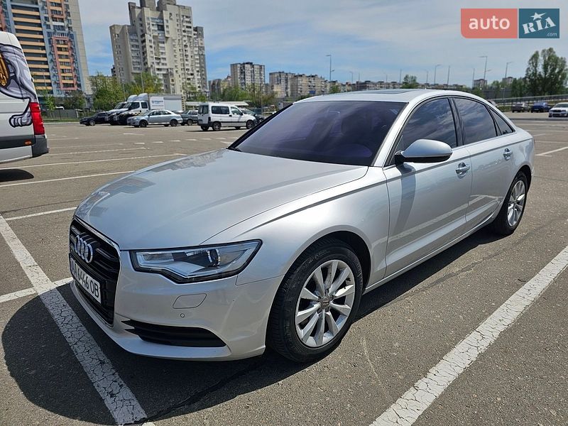 Седан Audi A6 2015 в Киеве