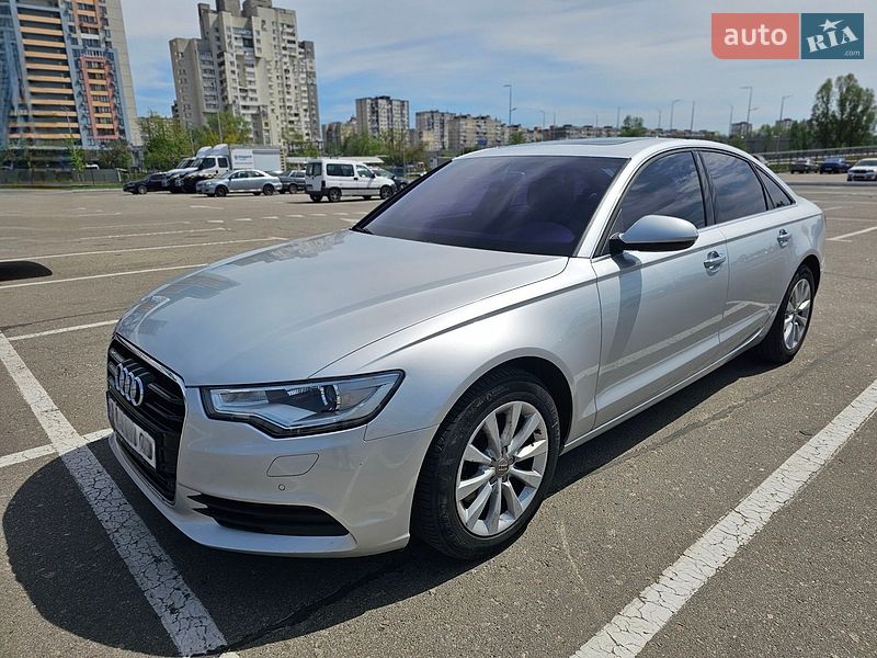 Седан Audi A6 2015 в Киеве
