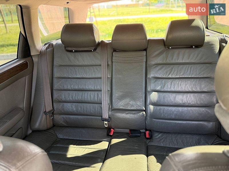 Универсал Audi A6 2002 в Краматорске