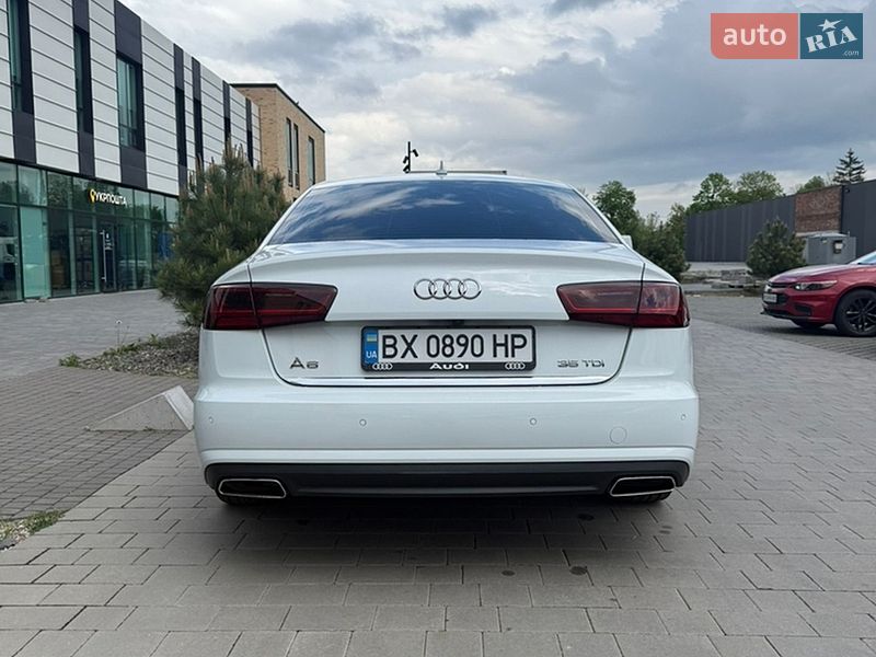 Седан Audi A6 2015 в Городке