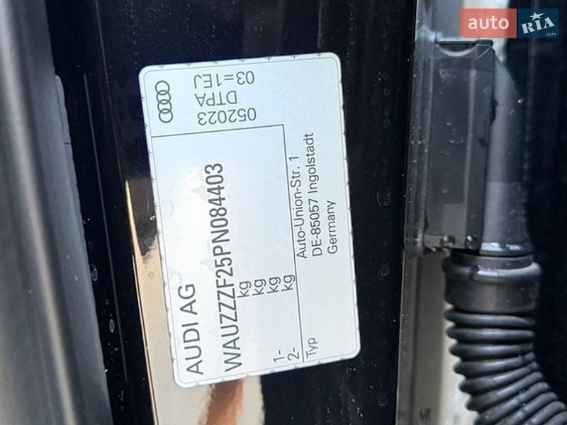 Седан Audi A6 2023 в Києві