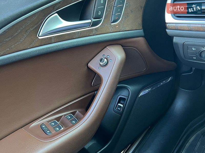 Седан Audi A6 2015 в Киеве