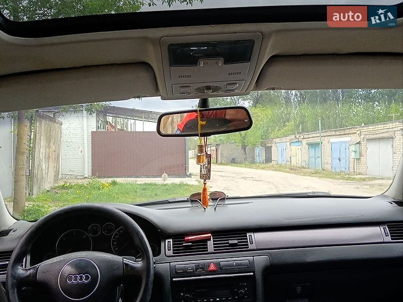 Універсал Audi A6 2004 в Вараші