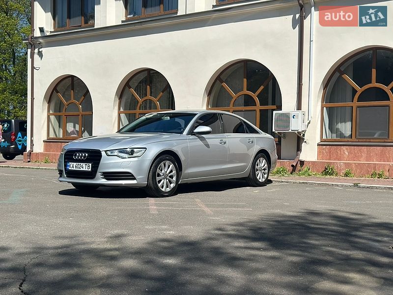 Седан Audi A6 2014 в Киеве