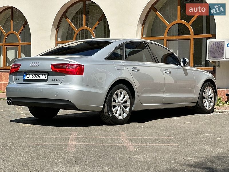 Седан Audi A6 2014 в Киеве