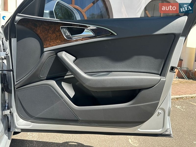 Седан Audi A6 2014 в Киеве