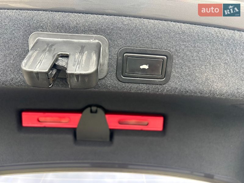 Седан Audi A6 2011 в Мукачево