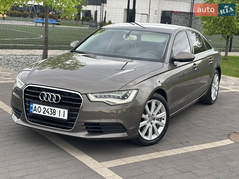 Седан Audi A6 2011 в Мукачево