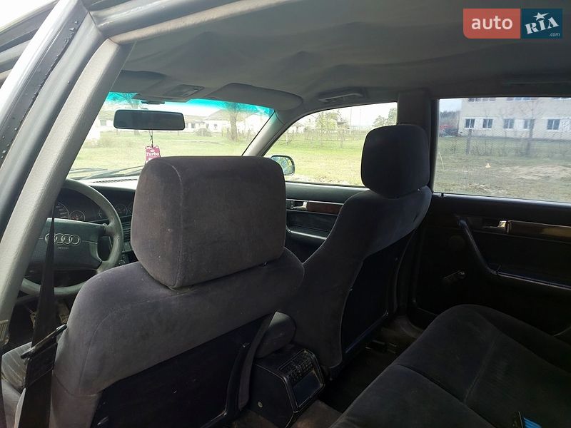 Седан Audi A6 1997 в Кременце