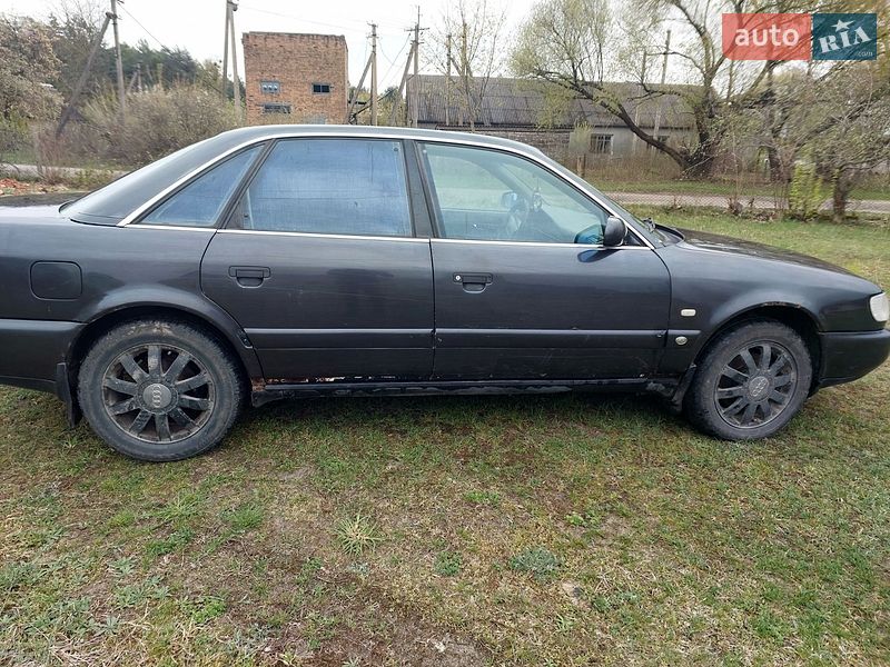 Седан Audi A6 1997 в Кременце