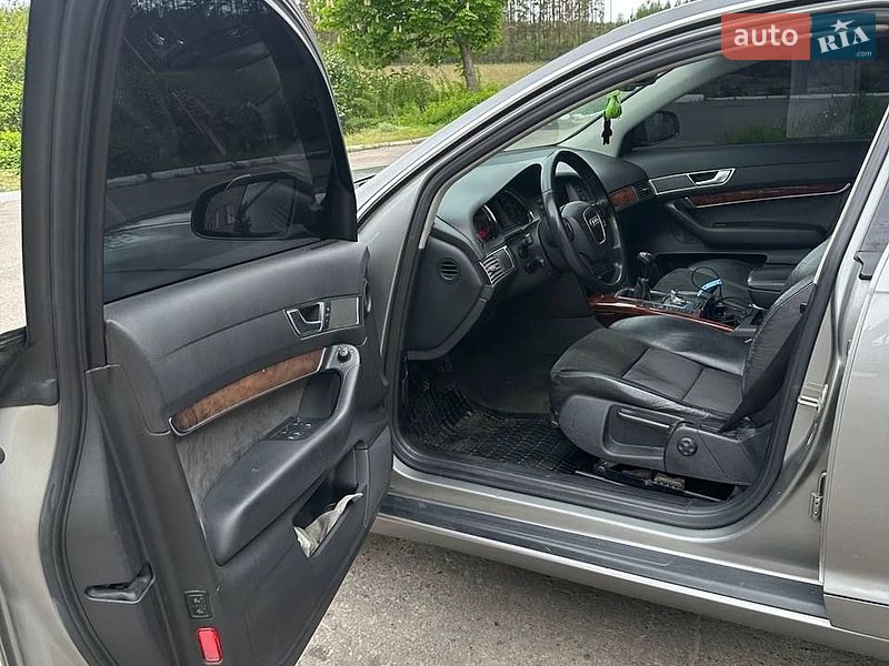 Седан Audi A6 2004 в Заречном
