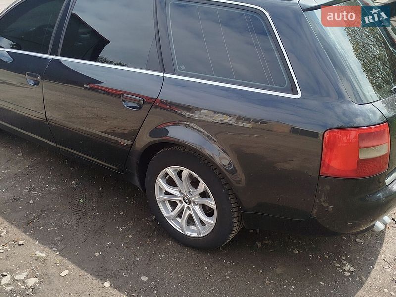 Универсал Audi A6 2002 в Кицмани