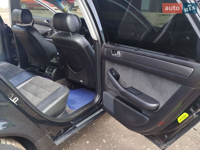 Универсал Audi A6 2002 в Кицмани