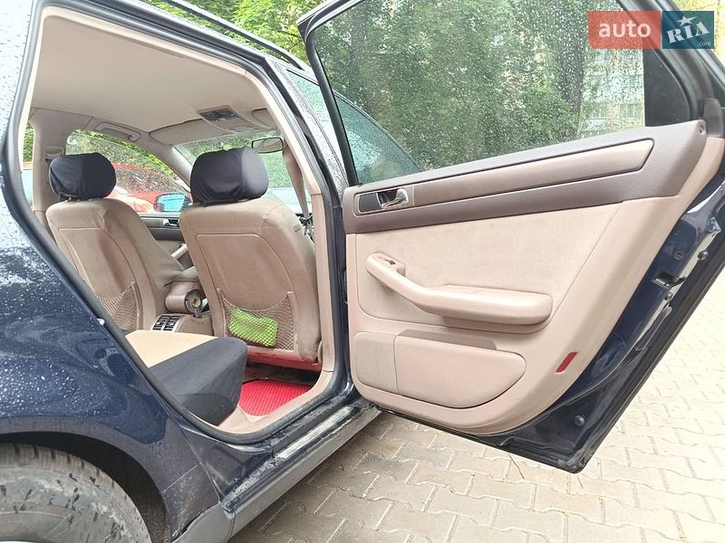 Універсал Audi A6 2000 в Одесі