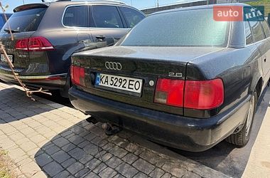 Седан Audi A6 1995 в Киеве