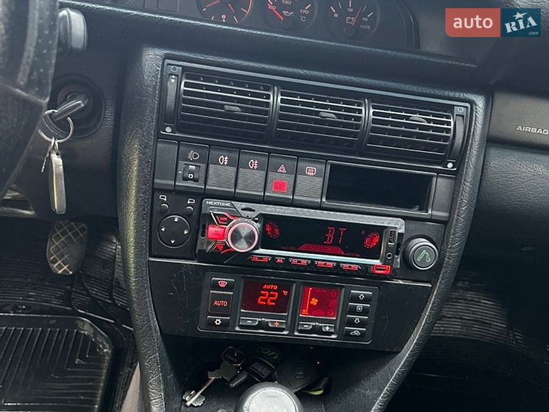 Седан Audi A6 1996 в Виннице