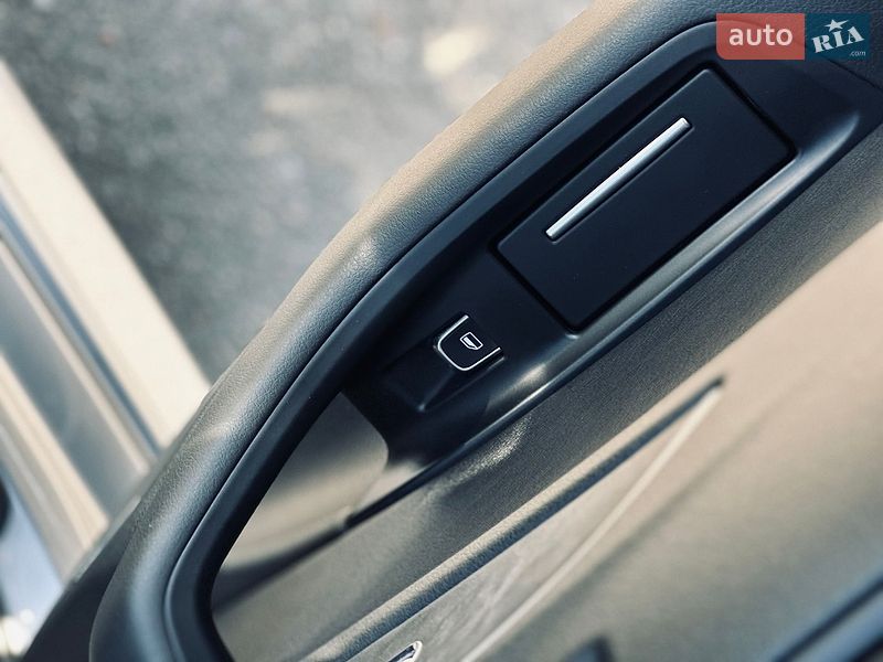 Седан Audi A6 2017 в Кременчуге