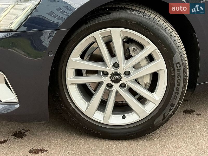 Седан Audi A6 2023 в Києві