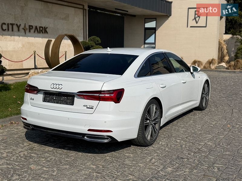Седан Audi A6 2018 в Львові