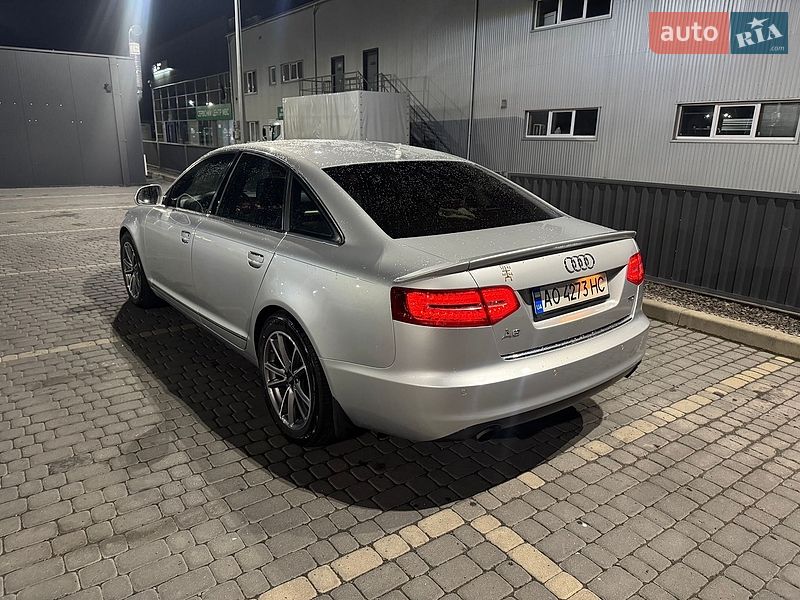 Седан Audi A6 2010 в Мукачево