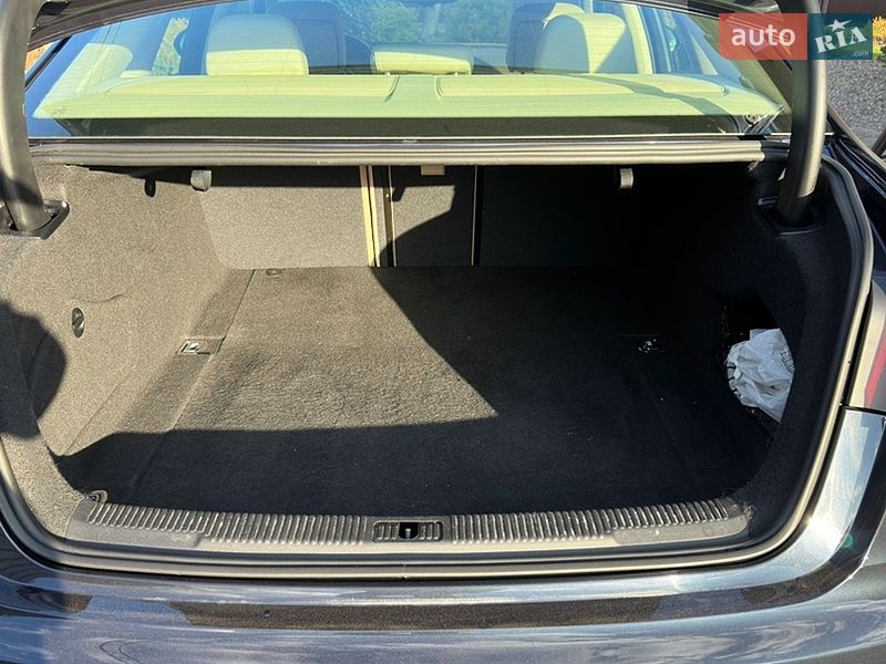 Седан Audi A6 2015 в Ивано-Франковске