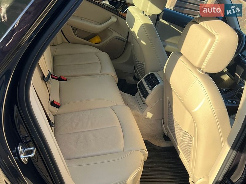 Седан Audi A6 2015 в Ивано-Франковске