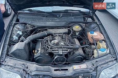 Седан Audi A6 1995 в Киеве