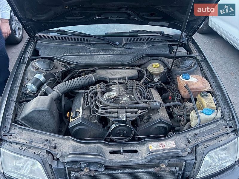 Седан Audi A6 1995 в Киеве
