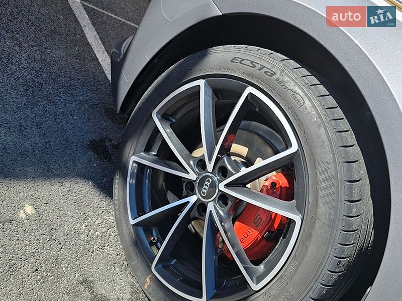 Седан Audi A6 2018 в Звягеле
