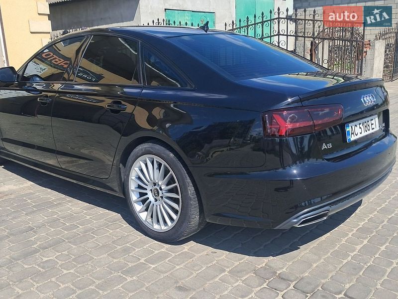 Седан Audi A6 2015 в Вараші