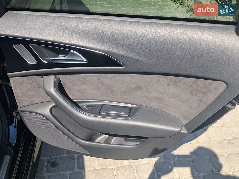 Седан Audi A6 2015 в Вараші
