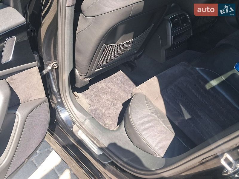 Седан Audi A6 2015 в Вараші